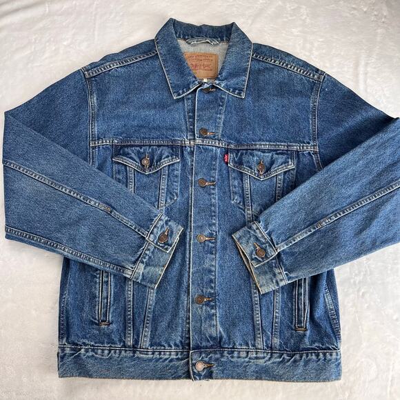 Levi’s Vintage relaxed Trucker Denim Jean Jacket men’s size Large Y2K 2001 - Picture 1 of 7